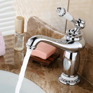 High Chrome Plated Zinc Body Water Faucet with Ceramic Handle