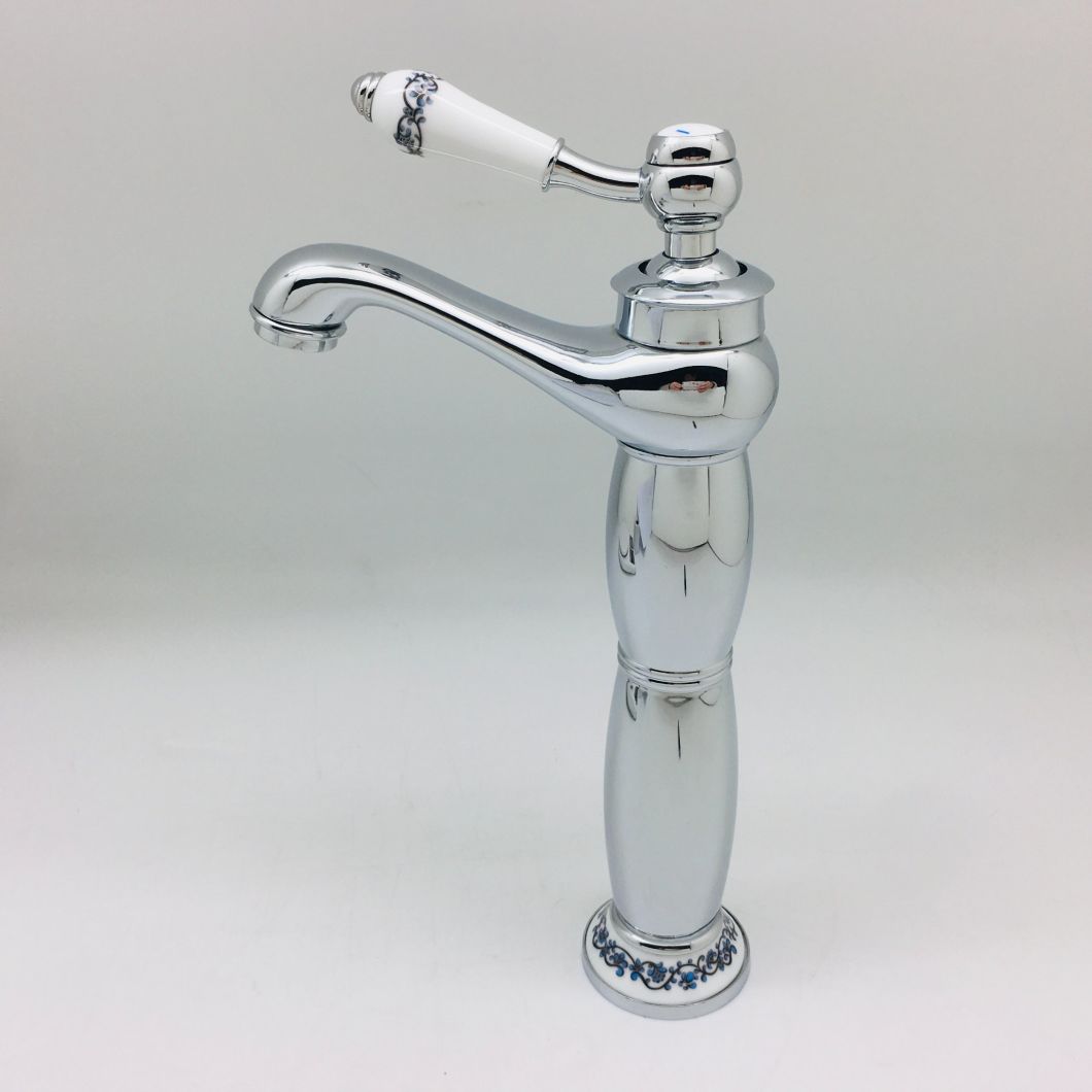 High Chrome Plated Zinc Body Water Faucet with Ceramic Handle